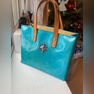 Revamped Louis Vuitton Reade PM